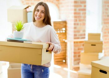 The Pros and Cons of Living Off Campus