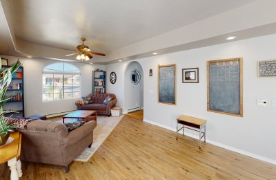 831 Lincoln Court