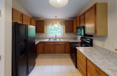 1325 Candia Road, #10
