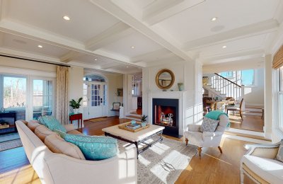 1 Arundel Way