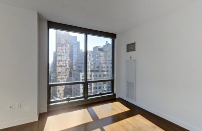 200 West 67th Street, #15G