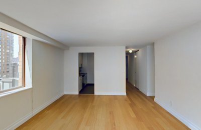 260 West 52nd Street, #8B