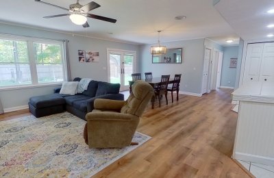 3304 Northeast Inwood Circle