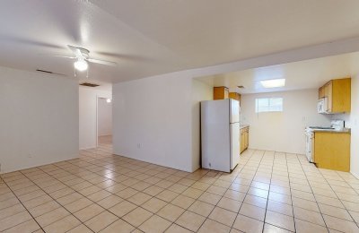 1524 West Sahuaro Drive, #c