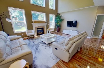 3522 North Meadow Grove Drive Southeast