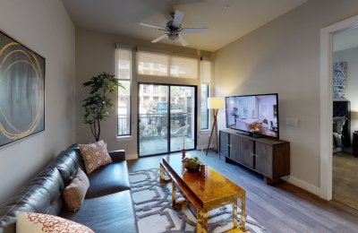919 Gillette Street, #1034