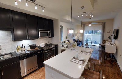 500 Crawford Street, #752