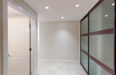 191 Clayton Lane, #402