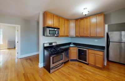 5621 North Spaulding Avenue, #3s