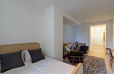 70 Pine Street, #1610