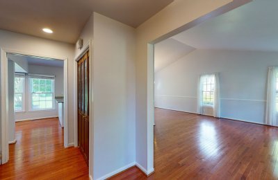 8512 Shady Pine Circle