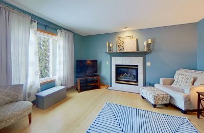 5530 Sparkle Stone Cres