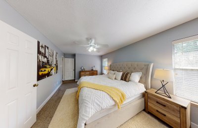 31 North Drifting Leaf Court