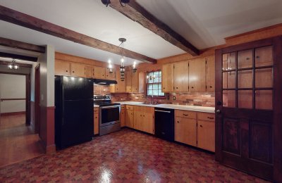 35 Winnocks Neck Road