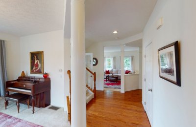 4875 Lake View Drive