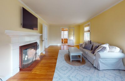 389 Ash Street