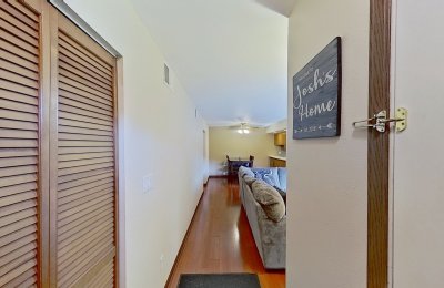 n110w17051 Ashbury Lane, #4-5