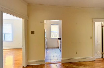 106 Queensberry Street, #15