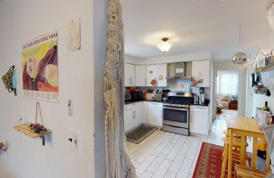 22 Murdock Street, #2