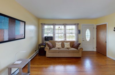 7 Meadow Lane
