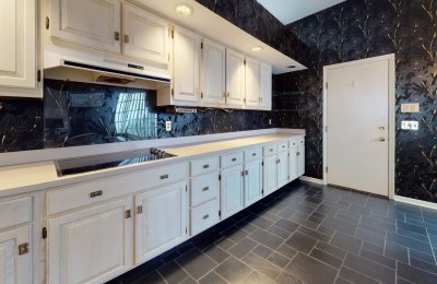 12156 Peak Drive