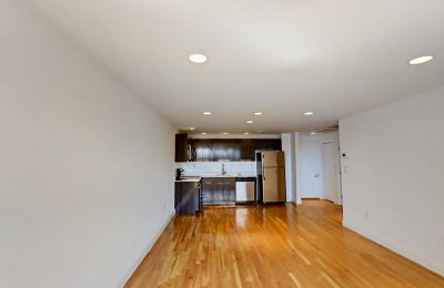100 Jersey Street, #704
