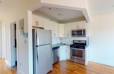 224 Vernon Avenue, #4