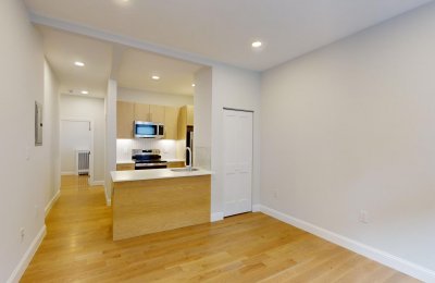 51 Queensberry Street, #4