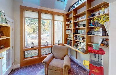 29 Gables Drive, #b