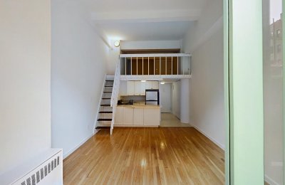 220 East 22nd Street, #2T