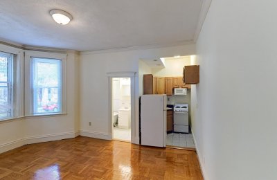 16 Queensberry Street, #1