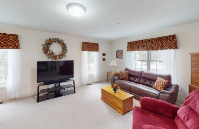 14 Kettle Lane, #b