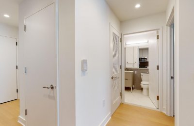 8 Court Square East, #07J