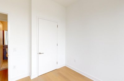 8 Court Square East, #20A