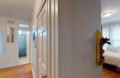 15 Glenville Avenue, #11