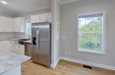 806 Jerry Locker Street