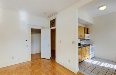 40 Queensberry Street, #4