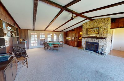 1731 West County Road 300 North