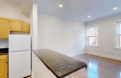 15 Queensberry Street, #2