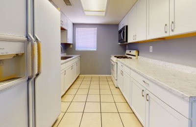 1520 West Sahuaro Drive, #a