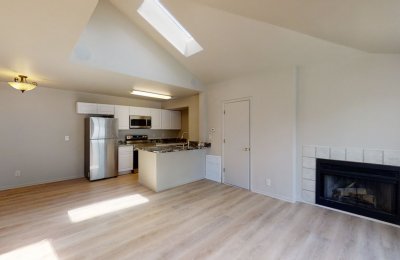 871 South Uravan Court, #d