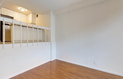 210 East 22nd Street, #6E