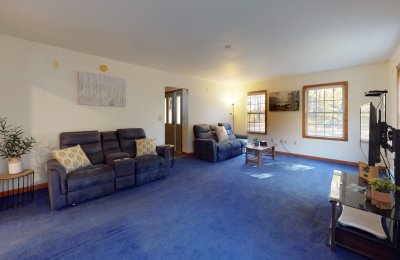 282 Quaker Ridge Road
