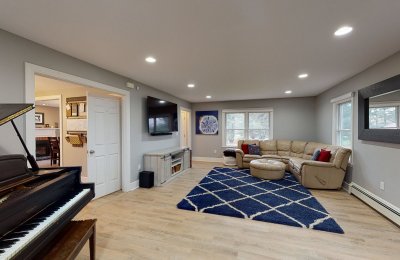 25 West Circle