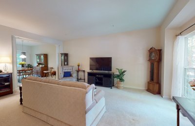 9877 Sherwood Farm Road