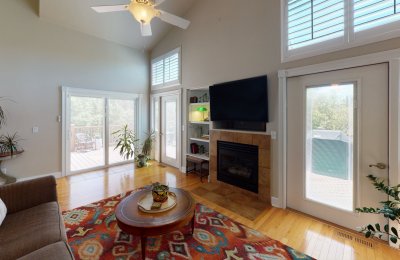 990 Whispering Oak Drive