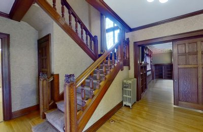 2701 North Lake Drive