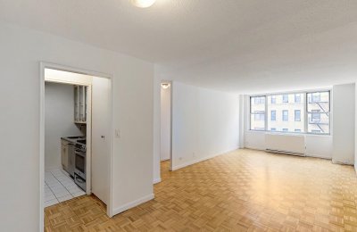 166 East 34th Street, #UK