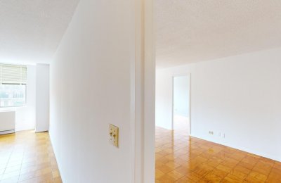 429 East 52nd Street, #14C