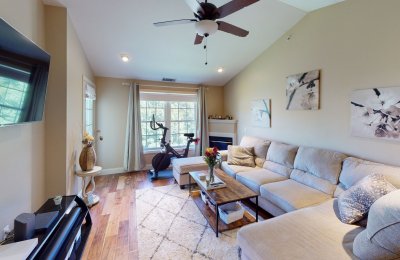 14 Crestview Circle, #162